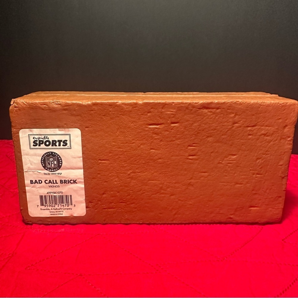 Vintage 1999 NFL Minnesota Vikings "Bad Call Brick" - Picture 3 of 4